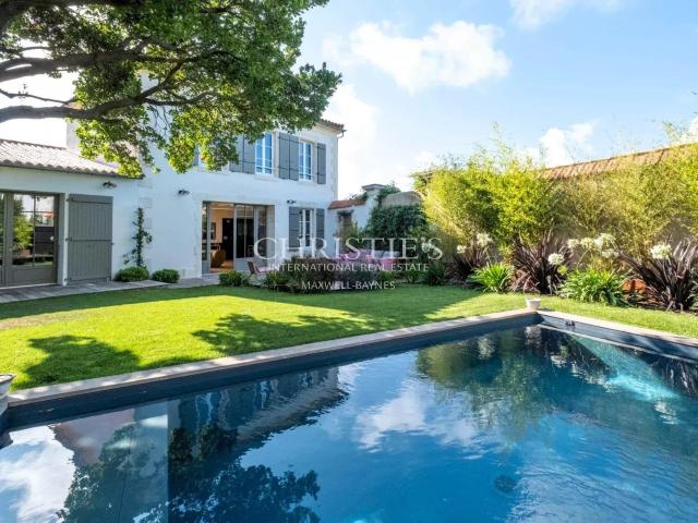 Maison vente à La Rochelle, Loix