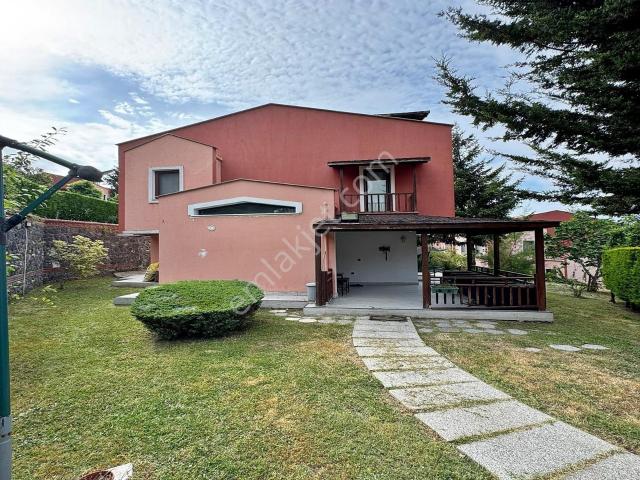 İmrendere Mahallesi, Şile içerisinde satılık Villa