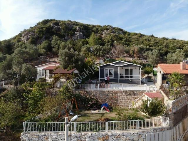 Çile Mahallesi, Menderes içerisinde satılık Villa