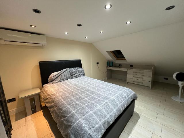 Apartment for rent in Gants Hill, Greater London