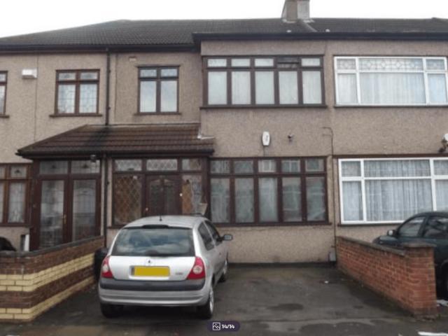 House for rent in Loxford, Greater London