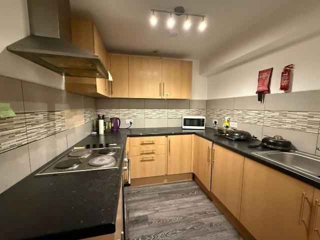 Studio for rent in Seven Kings, Greater London