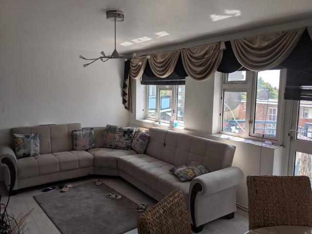 House for rent in Loxford, Greater London