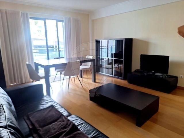 Apartamento alugar em Santa Cruz