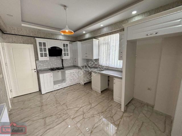 Şanliurfa içerisinde kiralık mülk