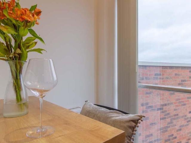 Studio for rent in Haddon, East Midlands