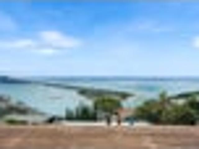 House for sale in Chaslands, Canterbury