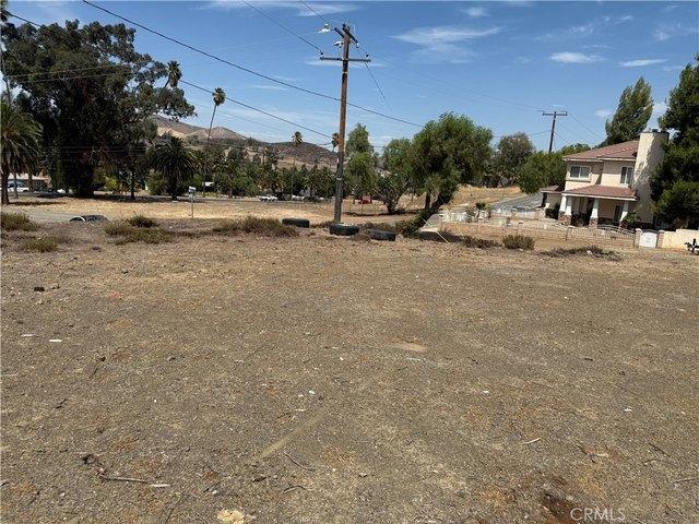 Land for sale in Lake Elsinore, California