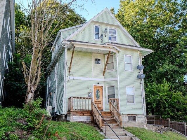 House for sale in Main South, Worcester