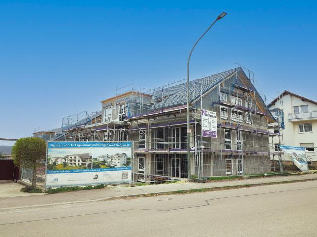 Dachgeschosswohnung kaufen in Neu-Ulm, Bayern