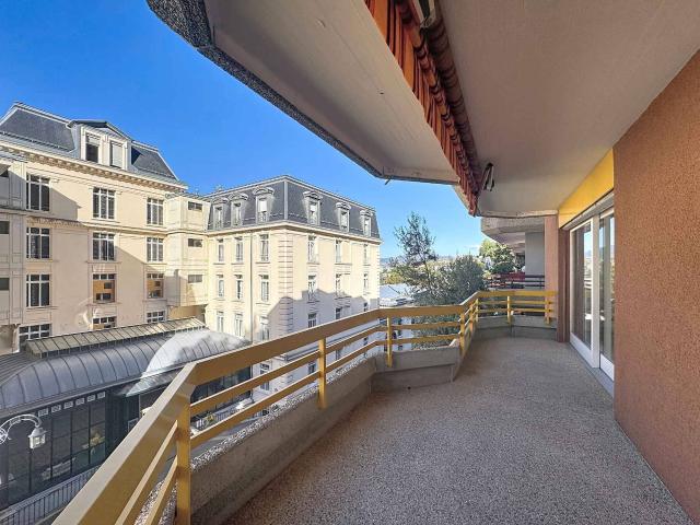 Wohnung kaufen in Territet, Montreux