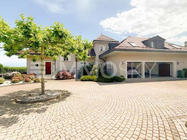 Haus kaufen in Mont-sur-Rolle, District de Nyon