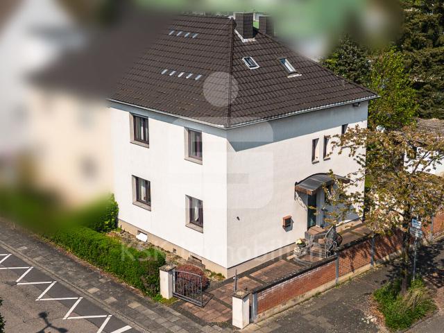 Villa kaufen in Immendorf, Köln