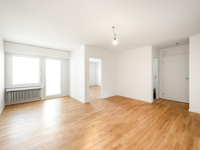 Wohnung mieten in Einigen, Zürich