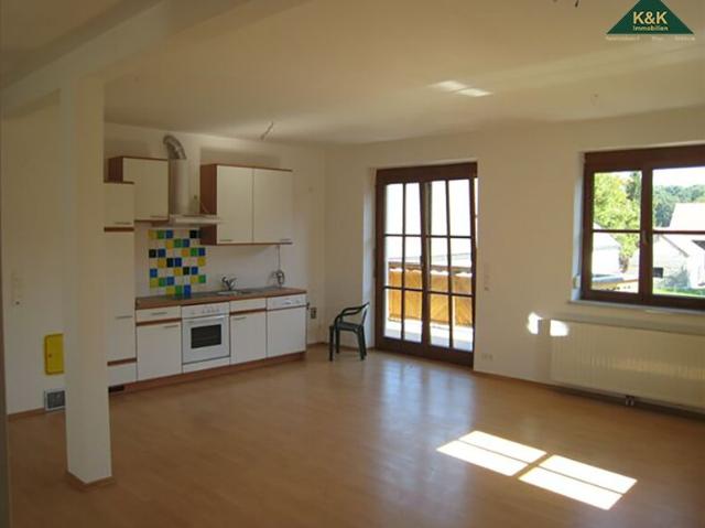 Dachgeschosswohnung mieten in Engelhartstetten, Niederösterreich