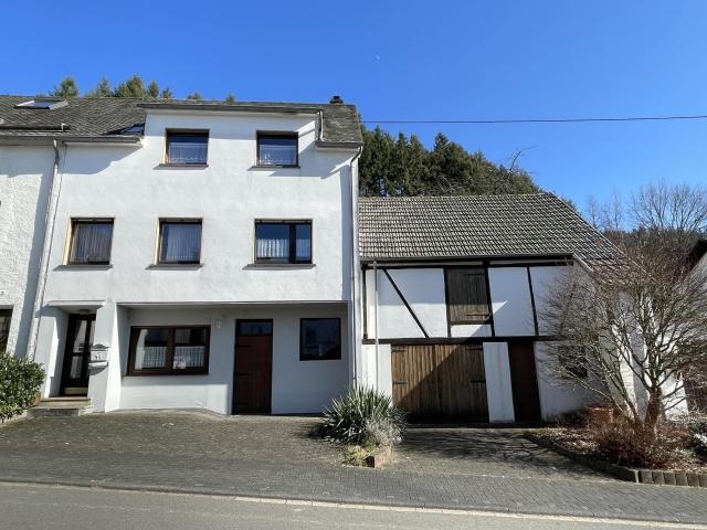 Villa kaufen in Horath, Rheinland-Pfalz