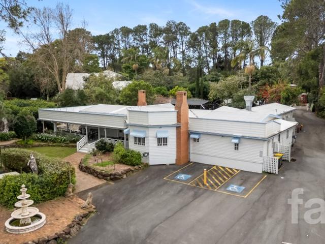Townhouse for sale in Tamborine Mountain, Queensland