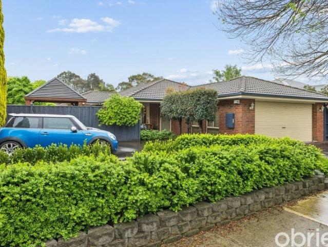 House for sale in Narre Warren South, Melbourne