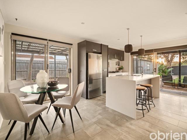 House for sale in Darnley Estate, Melbourne