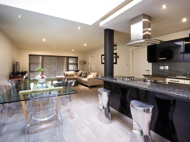 Apartment for rent in Atholl Gardens, Sandton