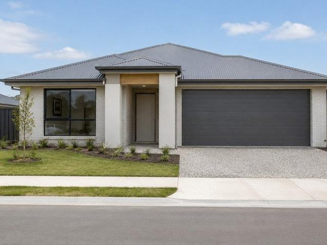 Cottage for sale in Mariginiup, Western Australia