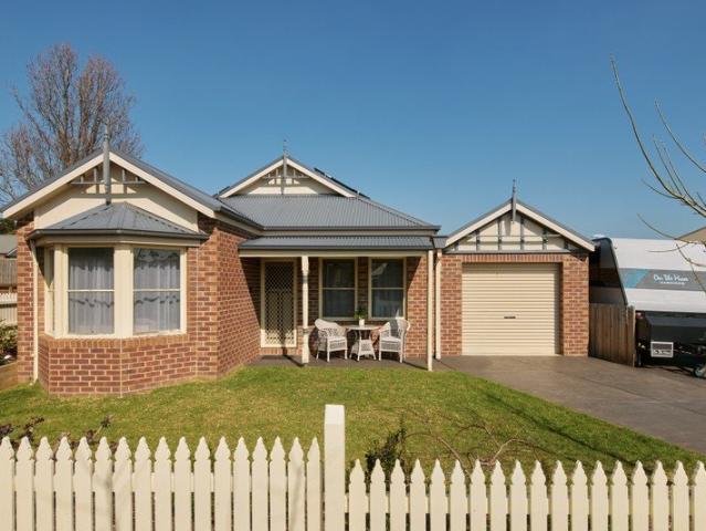House for sale in Drouin, Victoria