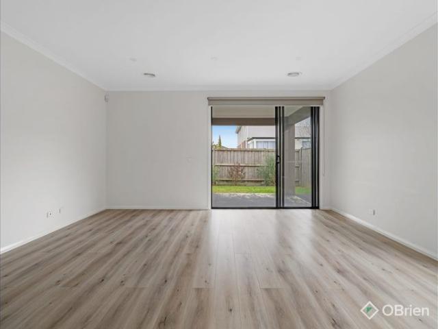 House for rent in Marriott Waters Estate, Melbourne