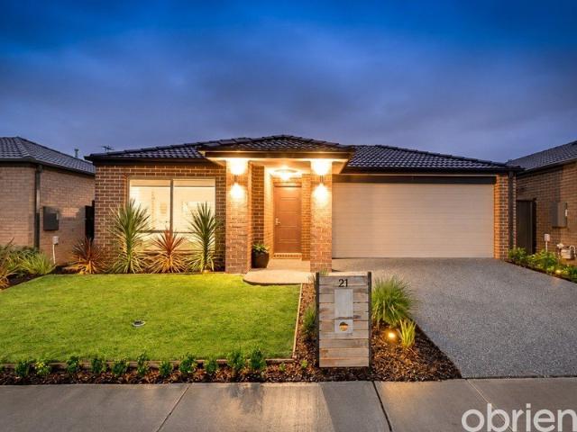 House for sale in The Avenue at Casey, Melbourne