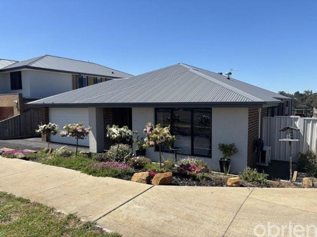 House for sale in Waterford Rise, Warragul