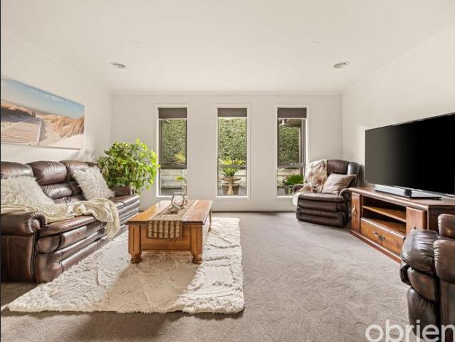 House for rent in Skye Valley Estate, Melbourne