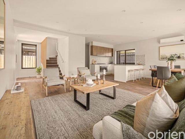 Townhouse for sale in Seaford, Melbourne