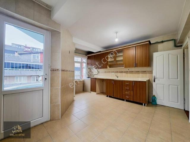 Özgürlük Mahallesi, Çayırova içerisinde kiralık mülk