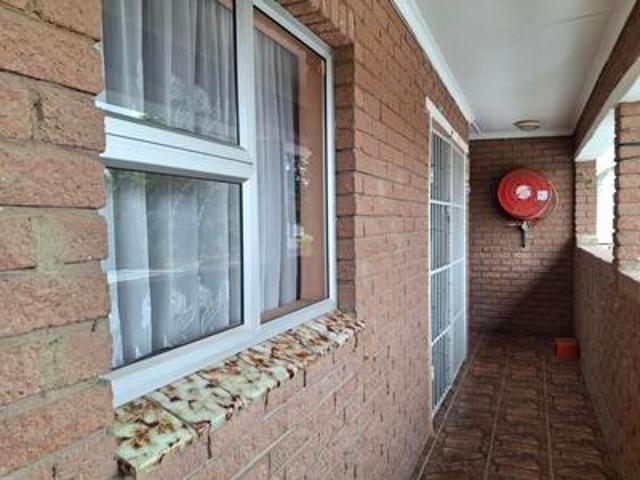 Apartment for rent in Chatsworth, Kwazulu-natal