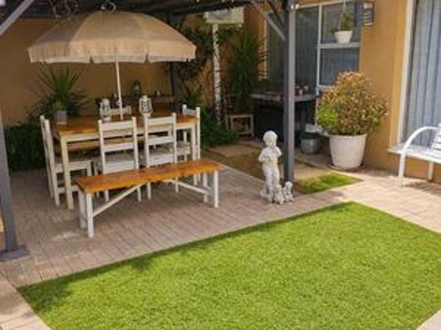 Townhouse for sale in Bloemfontein, Free State