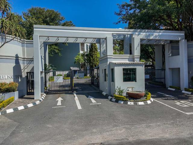 Apartment for rent in Magaliessig, Randburg