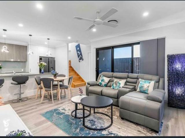 Townhouse for rent in Kings Creek, Queensland