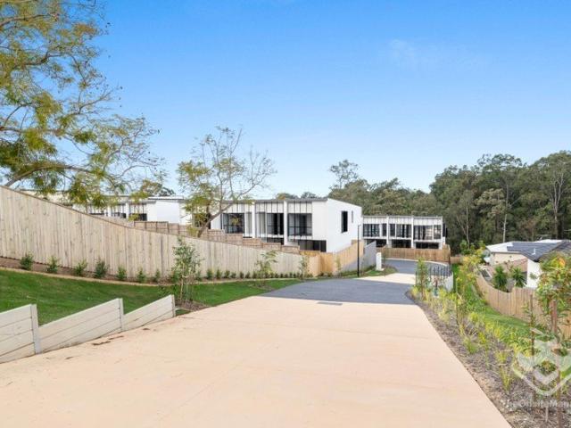 Townhouse for rent in Toombul, Queensland