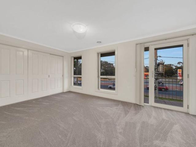 Townhouse for rent in Camerons Creek, Victoria