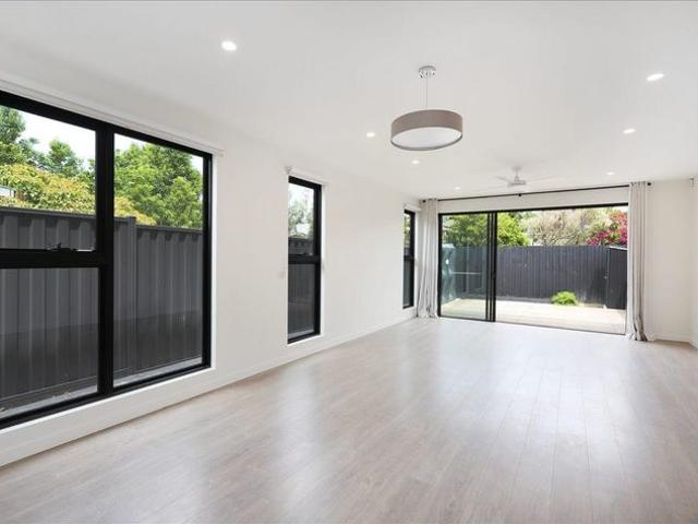 Townhouse for rent in Camerons Creek, Victoria
