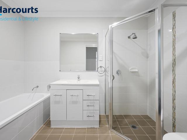 Townhouse for sale in Hamlyn Terrace, New South Wales