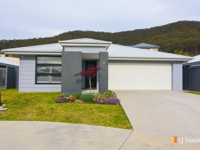 House for sale in South Bowenfels, New South Wales