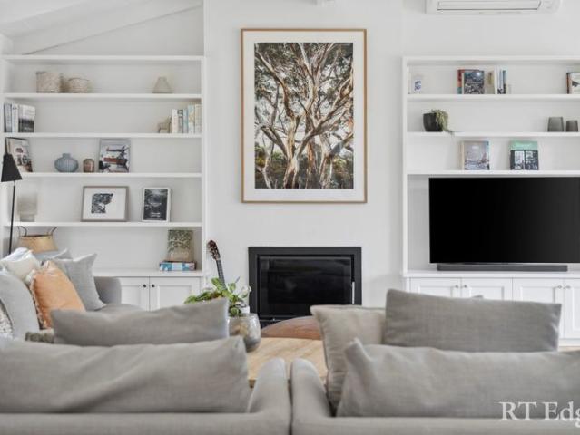 Granny Flat for rent in Macedon, Victoria