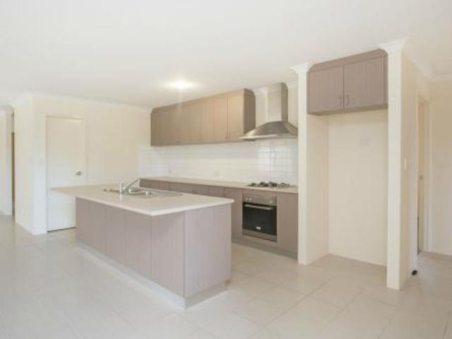 House for rent in Secret Harbour