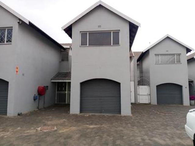 Townhouse for sale in Sedibeng, Gauteng