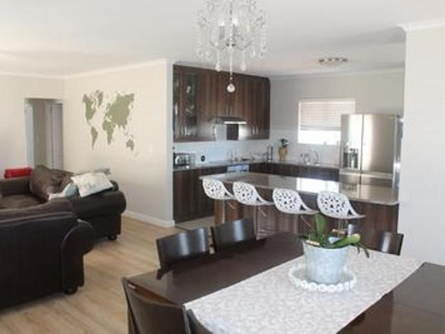 House for sale in Cape Town, Western Cape