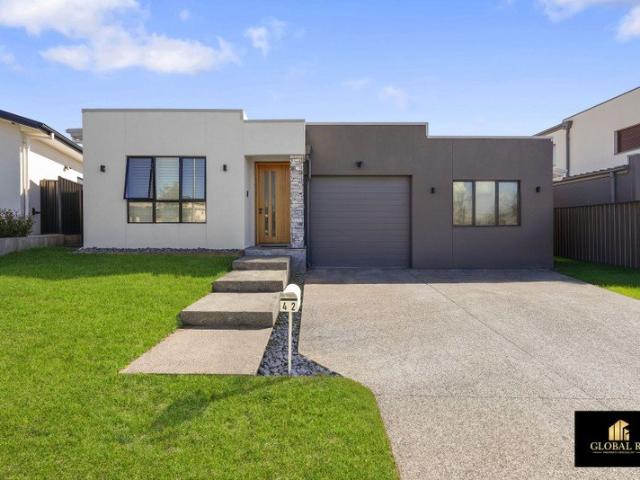House for rent in Rosemeadow, Sydney