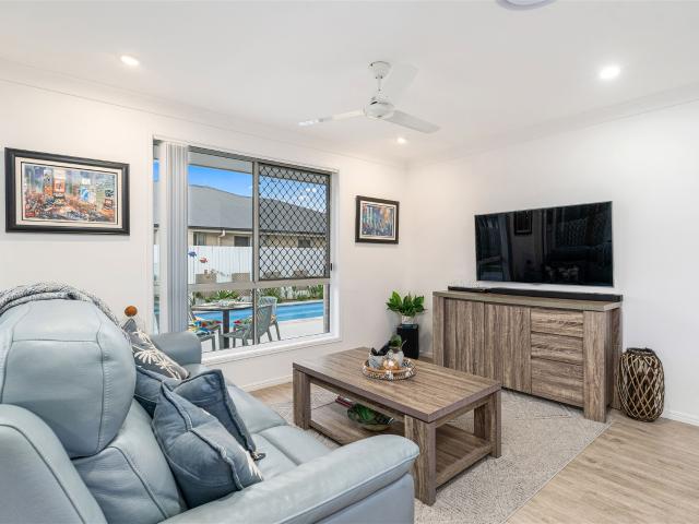 House for sale in Eli Waters, Queensland