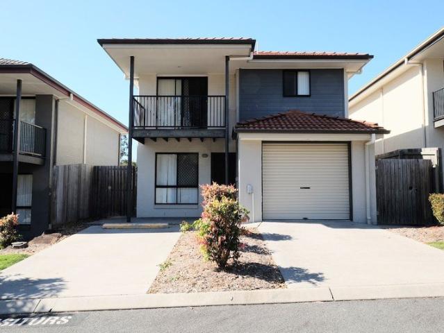 Townhouse for rent in Toombul, Queensland