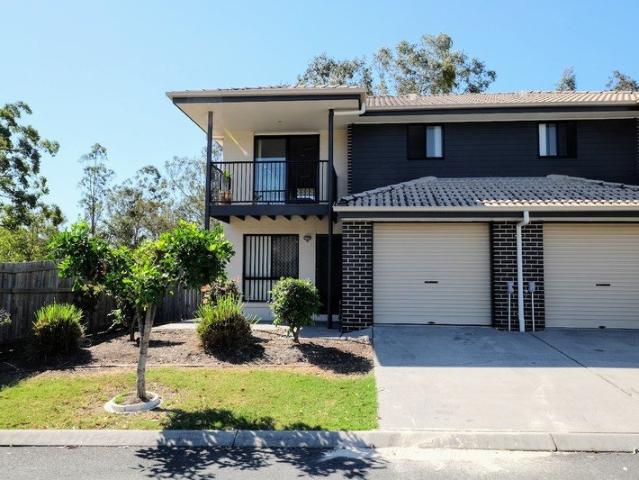 Townhouse for rent in Toombul, Queensland