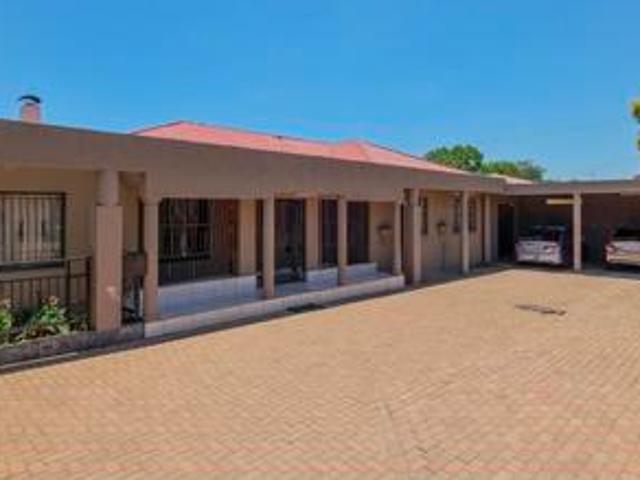 House for sale in Nooitgedacht, Gauteng